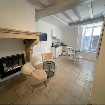 Batisse Paradis- 3 Calmes Et Elegants Au Centre Historique De *