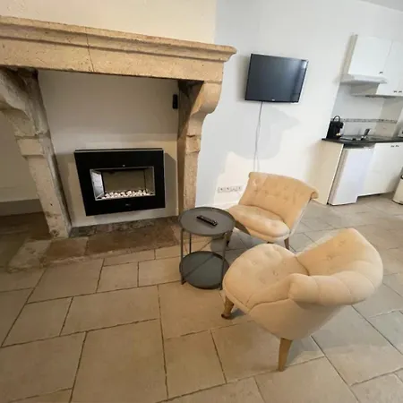 Batisse Paradis- 3 Calmes Et Elegants Au Centre Historique De