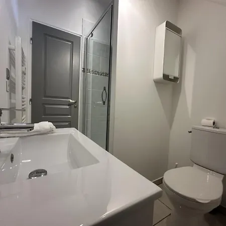 Batisse Paradis- 3 Calmes Et Elegants Au Centre Historique De Beaune (Cote d'Or)