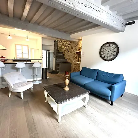 Batisse Paradis- 3 Calmes Et Elegants Au Centre Historique De