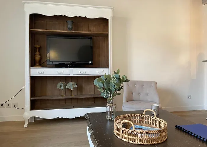 Batisse Paradis- 3 Calmes Et Elegants Au Centre Historique De Apartment *