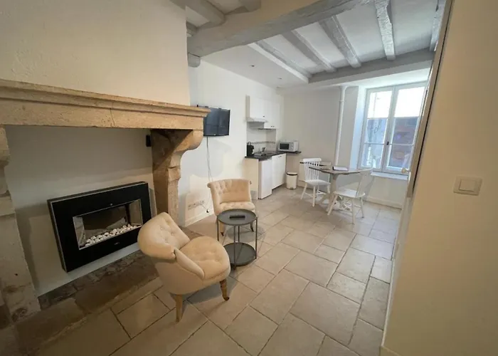 Batisse Paradis- 3 Calmes Et Elegants Au Centre Historique De *