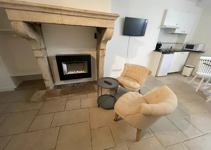 Batisse Paradis- 3 Calmes Et Elegants Au Centre Historique De