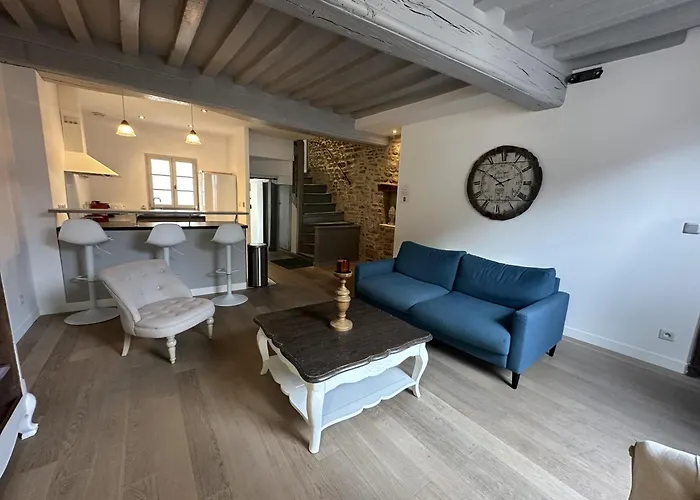 Апартаменти Batisse Paradis- 3 Calmes Et Elegants Au Centre Historique De